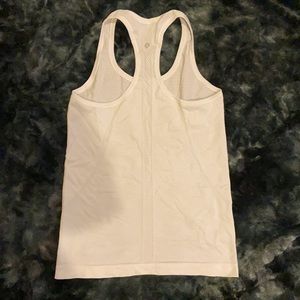 Lulu lemon tank
